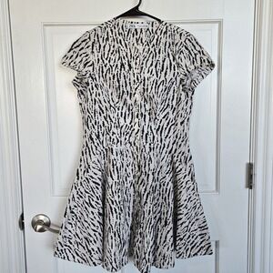 Zara Sz‎ S Mini Dress ZW collection short sleeve swing skirt Blk/white Zebra